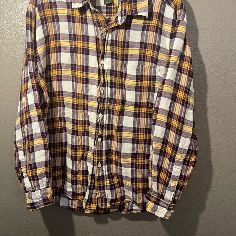 Cambridge Classic women’s long sleeve button down plaid shirt size M